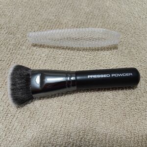 MUA Makeup Academy NEW Pressed Powder Brush